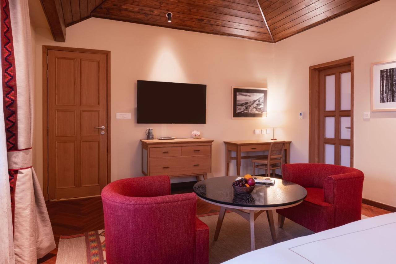 Taj Theog Resort & Spa שימלה מראה חיצוני תמונה